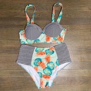 Modern Amusement Small swimsuit set, high waisted